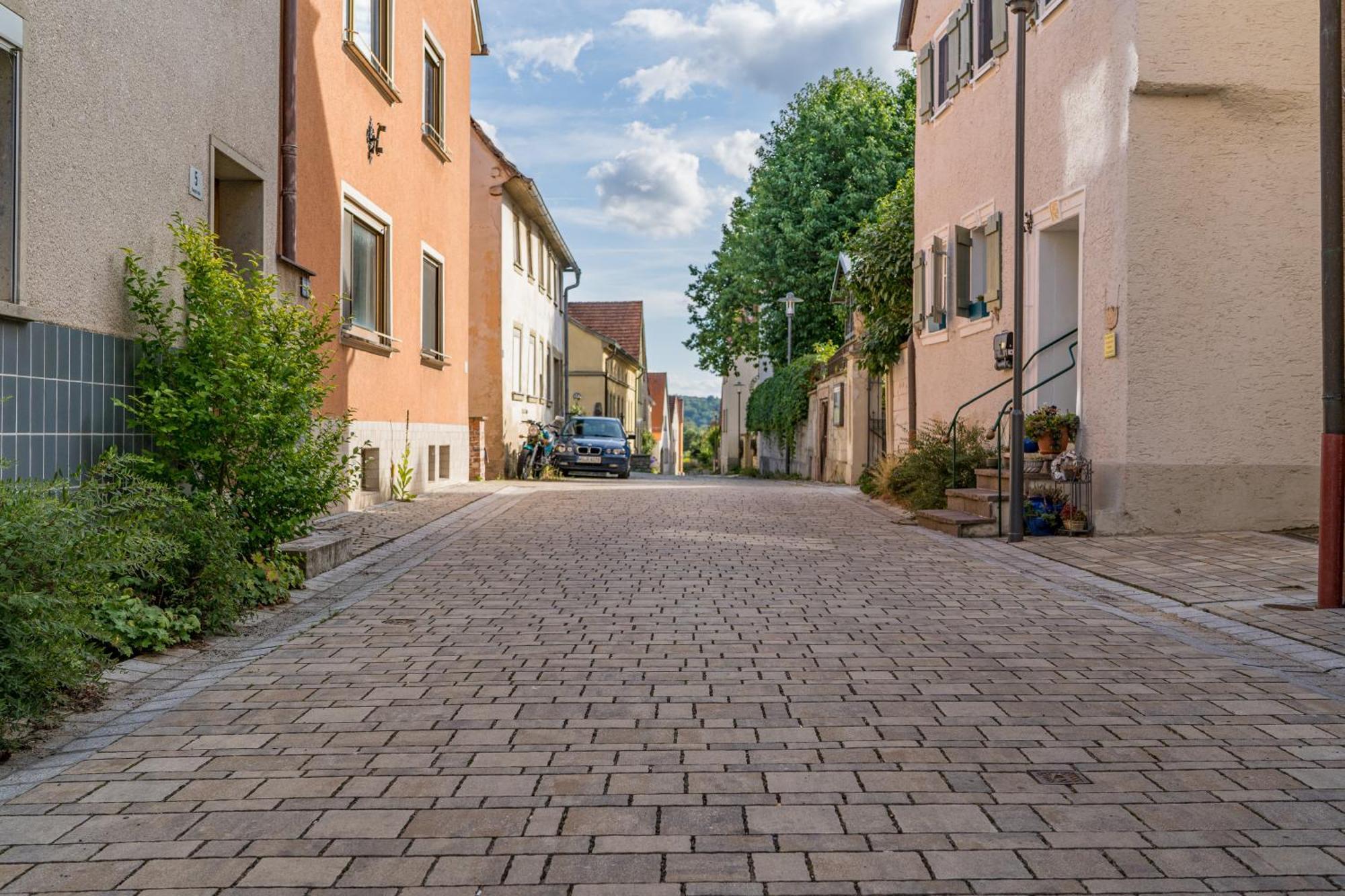 Ferienwohnung Nadine Petschler Obereisenheim ภายนอก รูปภาพ